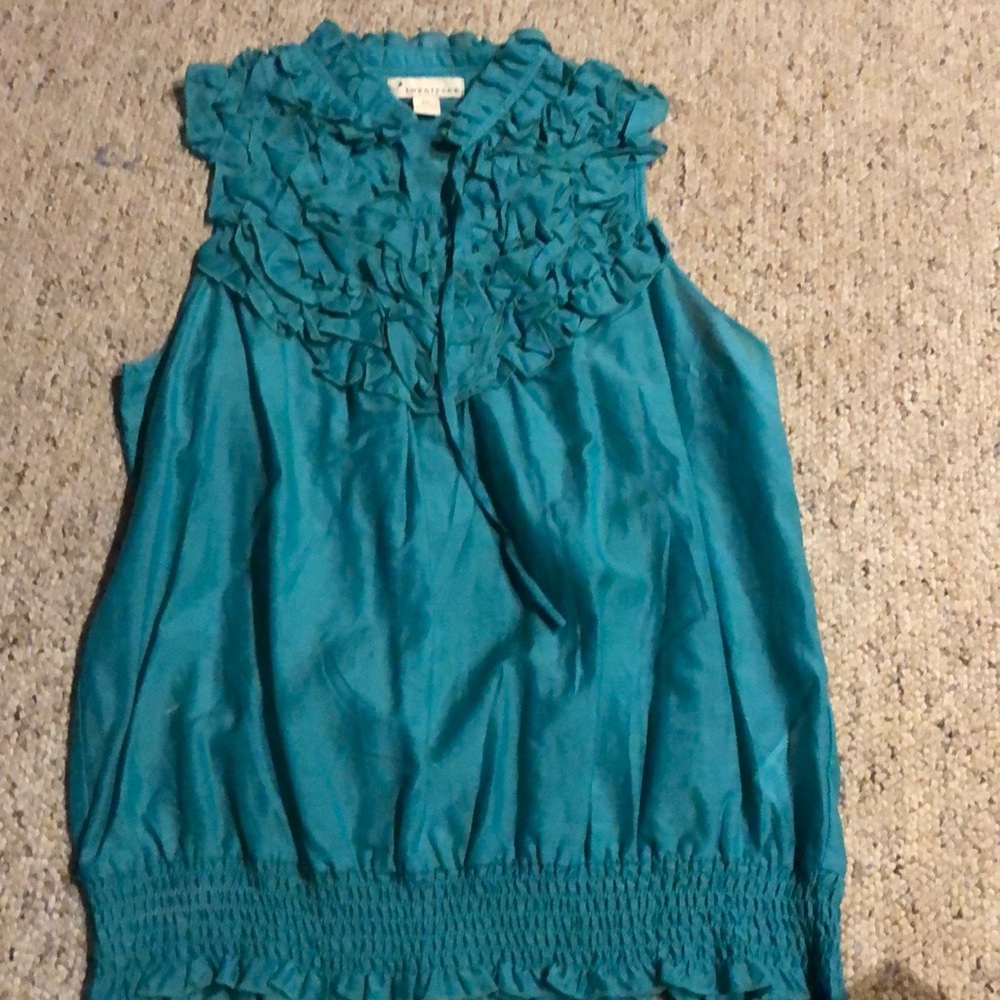 Women’s Top size s/p